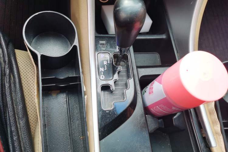 Used Hyundai Sonata 2013 2.0L Automatic Luxury Edition Gear Lever