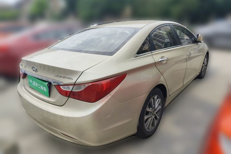 Used Hyundai Sonata 2013 2.0L Automatic Luxury Edition Rear Right 45 Deg