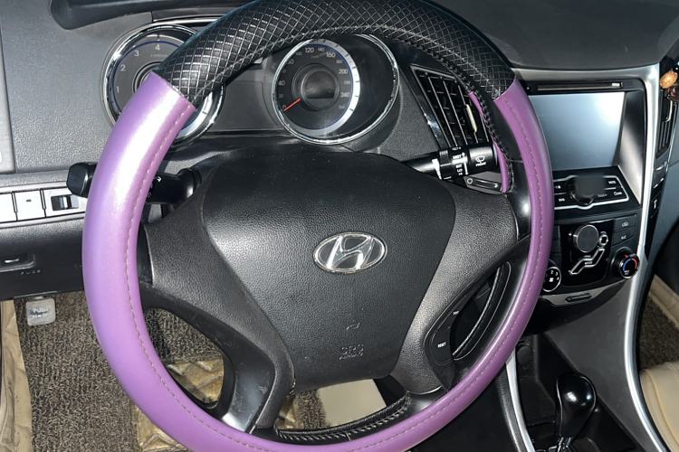 Used Hyundai Sonata 2013 2.0L Automatic Fashion Edition Steering Wheel