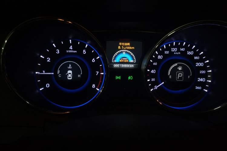 Used Hyundai Sonata 2013 2.4L Automatic Luxury Version China IV Standard Instrument Cluster