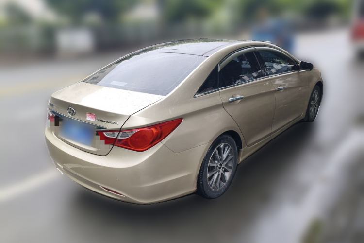Used Hyundai Sonata 2013 2.0L Automatic Luxury Edition Rear Right 45 Deg