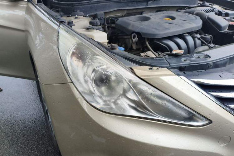 Used Hyundai Sonata 2013 2.0L Automatic Luxury Edition Right Front Headlight