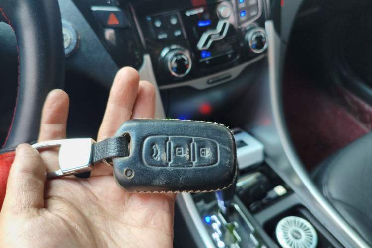 Used Hyundai Sonata 2013 2.0L Automatic Luxury Edition Vehicle Key