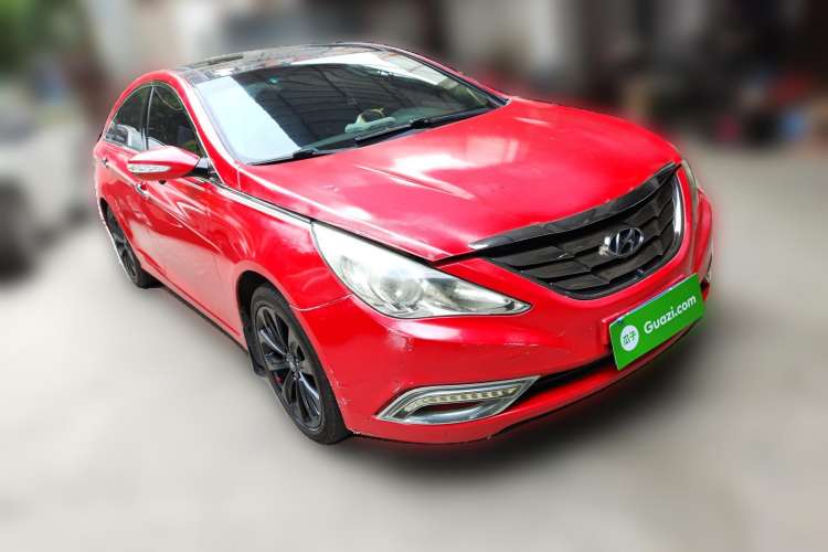 Used Hyundai Sonata 2013 2.0L Automatic Supreme Edition Front Right 45 Deg