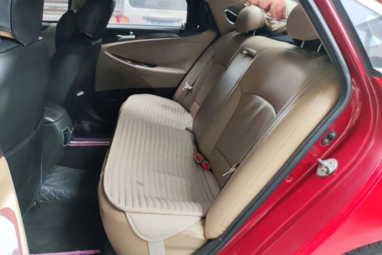 Used Hyundai Sonata 2013 2.0L Automatic Supreme Edition Left Rear Seat