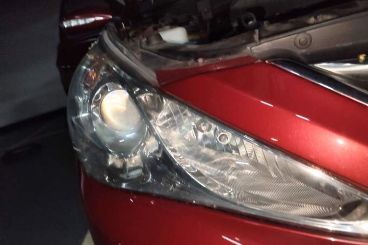 Used Hyundai Sonata 2013 2.0L Automatic Fashion Edition Right Front Headlight