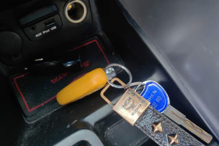 Used Hyundai Sonata 2013 2.0L Automatic Prestige Edition Vehicle Key