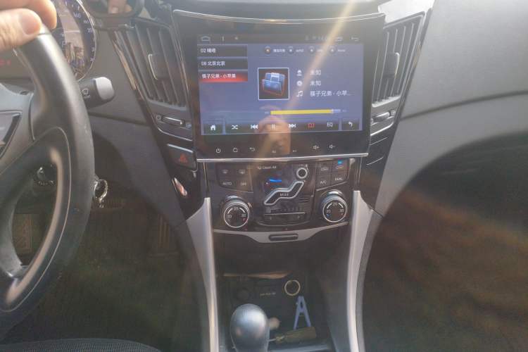 Used Hyundai Sonata 2013 2.0L Automatic Leading Edition Audio And AC Panel