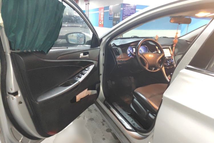 Used Hyundai Sonata 2013 2.0L Automatic Leading Edition Driver Seat