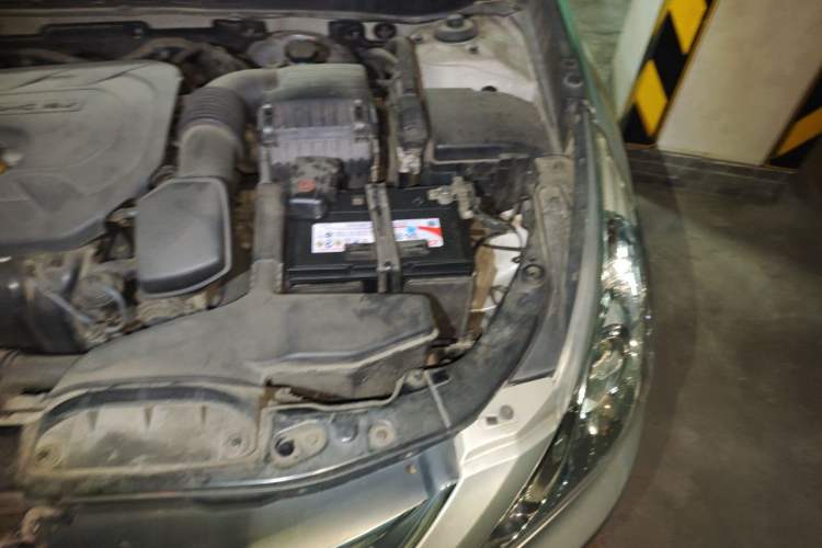 Used Hyundai Sonata 2013 2.0L Automatic Fashion Edition Engine Bay Left