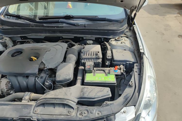 Used Hyundai Sonata 2013 2.0L Automatic Leading Edition Engine Bay Left