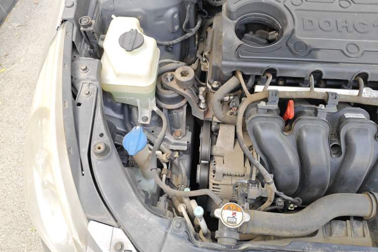 Used Hyundai Sonata 2013 2.4L Automatic Luxury Version China V Standard Engine Bay Right