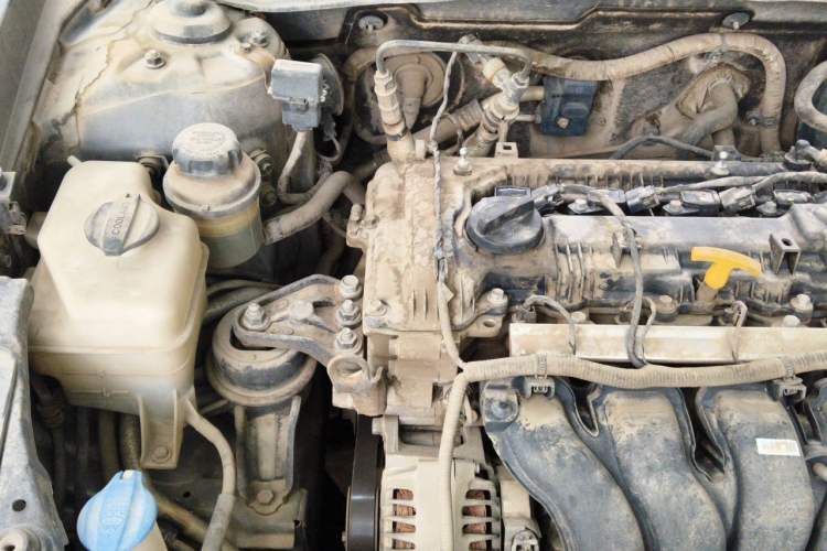 Used Hyundai Sonata 2013 2.0L Automatic Luxury Edition Engine Bay Right
