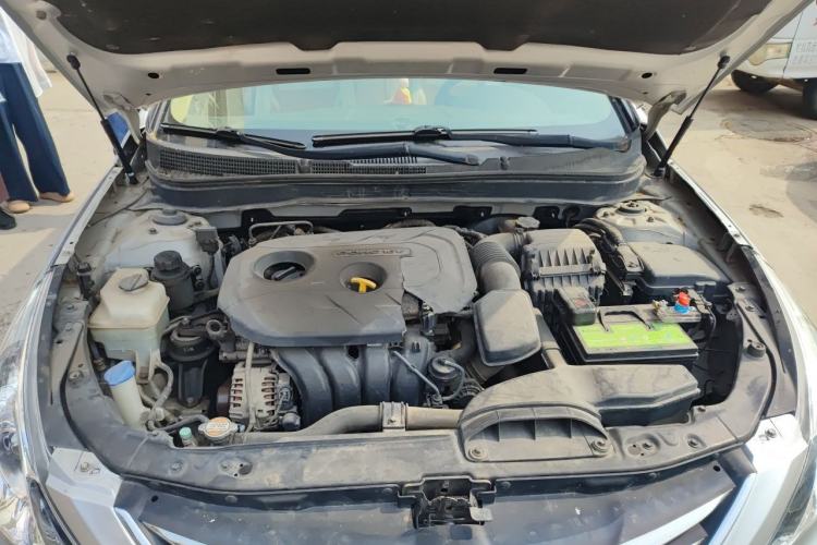 Used Hyundai Sonata 2013 2.0L Automatic Leading Edition Engine Bay