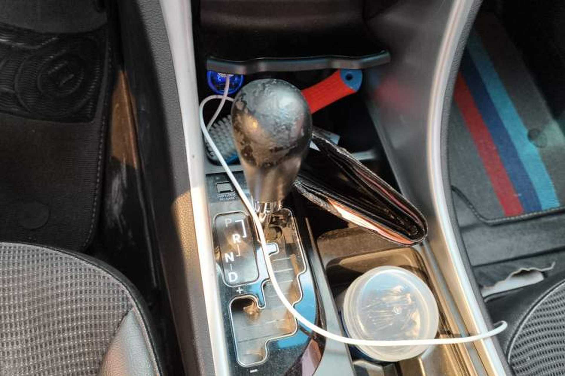 Used Hyundai Sonata 2013 2.0L Automatic Leading Edition Gear Lever