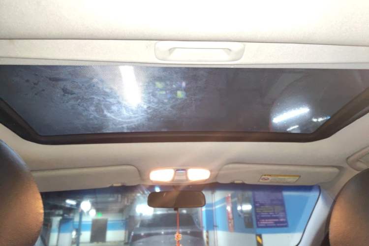 Used Hyundai Sonata 2013 2.0L Automatic Leading Edition Headliner