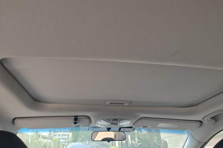 Used Hyundai Sonata 2013 2.0L Automatic Luxury Edition Headliner