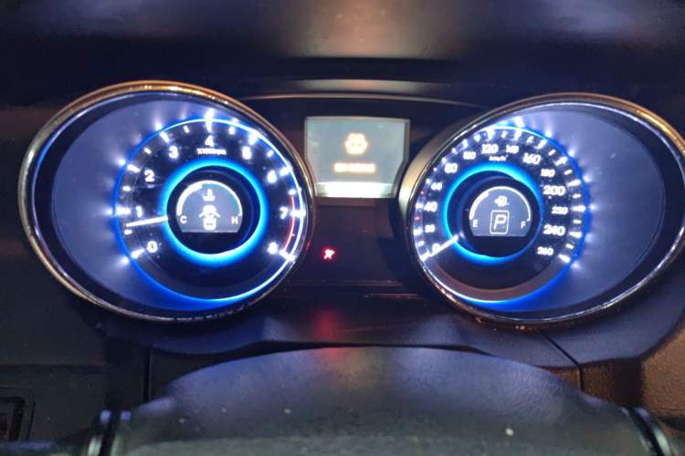 Used Hyundai Sonata 2013 2.0L Automatic Leading Edition Instrument Cluster