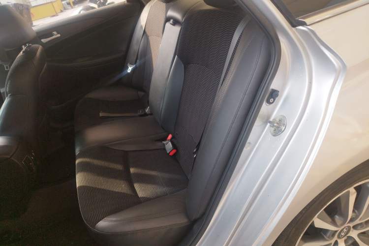 Used Hyundai Sonata 2013 2.0L Automatic Leading Edition Left Rear Seat