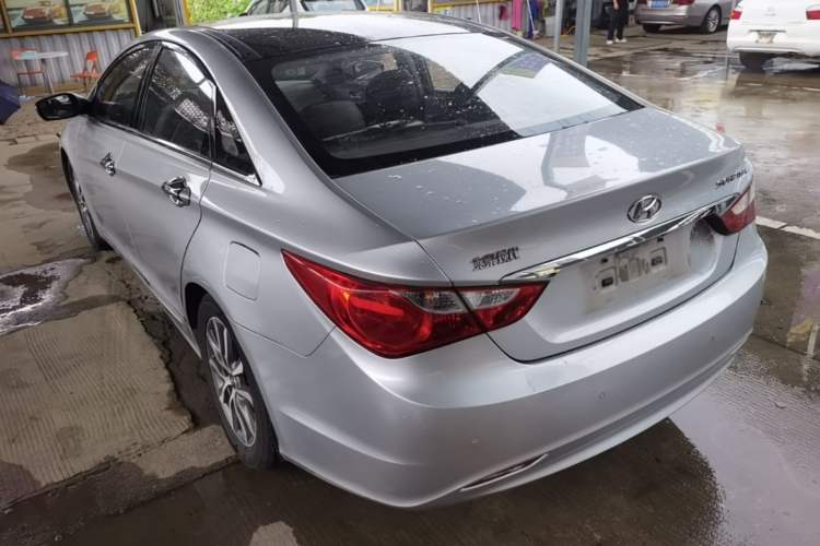Used Hyundai Sonata 2013 2.0L Automatic Leading Edition Rear Left 45 Deg