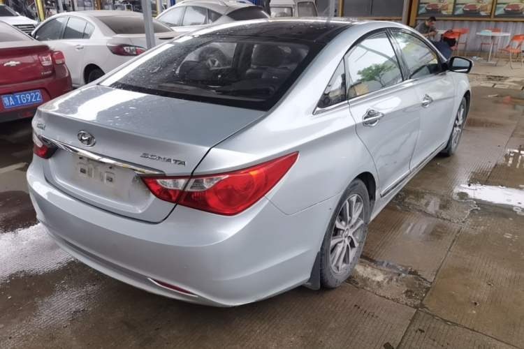 Used Hyundai Sonata 2013 2.0L Automatic Leading Edition Rear Right 45 Deg