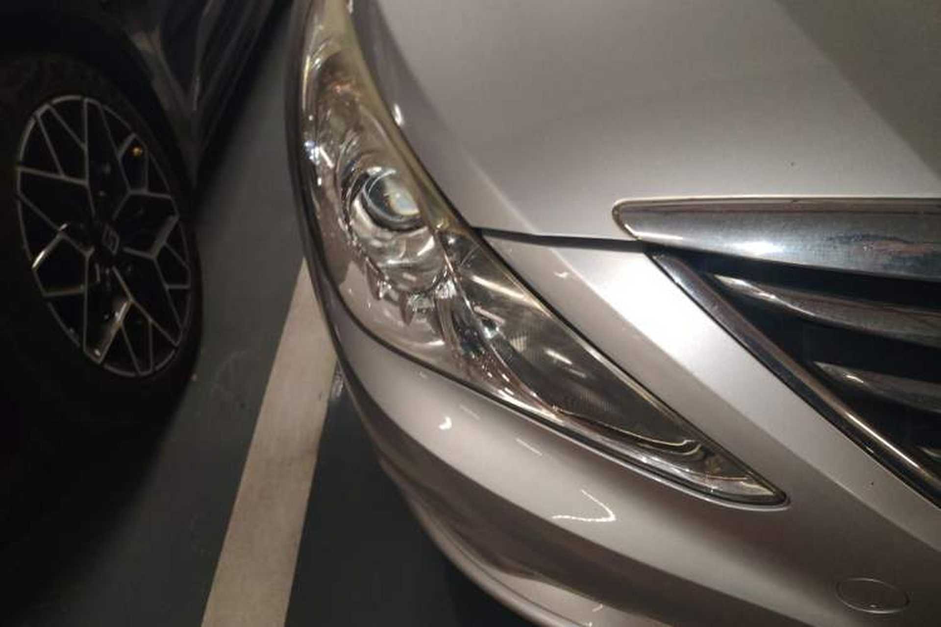 Used Hyundai Sonata 2013 2.0L Automatic Luxury Edition Right Front Headlight