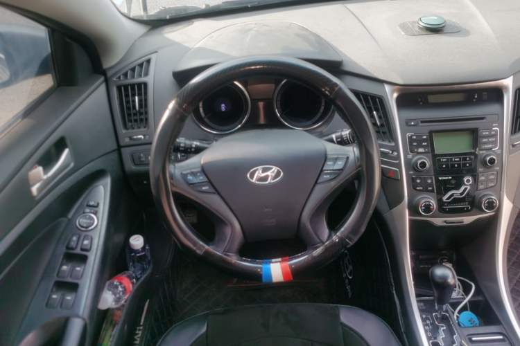 Used Hyundai Sonata 2013 2.0L Automatic Leading Edition Steering Wheel