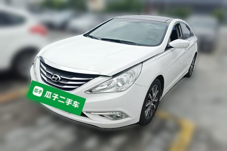 Used Hyundai Sonata 2013 2.4L Automatic Leading Edition China V Standard Guazi used car, China used car export, Used car for sale, Used  cars, Cheapest cars for sale