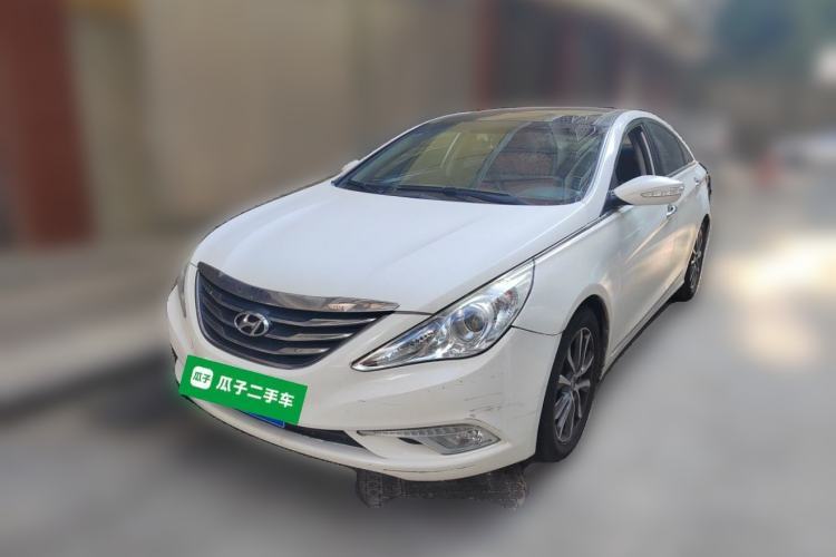 Ojetý Hyundai Sonata 2013 2.4L Automatic Leading Edition China IV Standard Guazi used car, China used car export, Used car for sale, Used  cars, Cheapest cars for sale