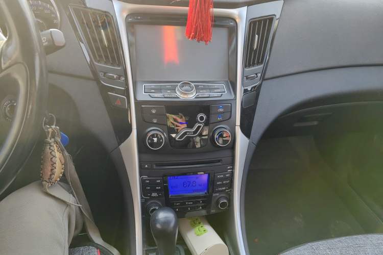 Used Hyundai Sonata 2013 2.0L Automatic Fashion Edition Audio And AC Panel