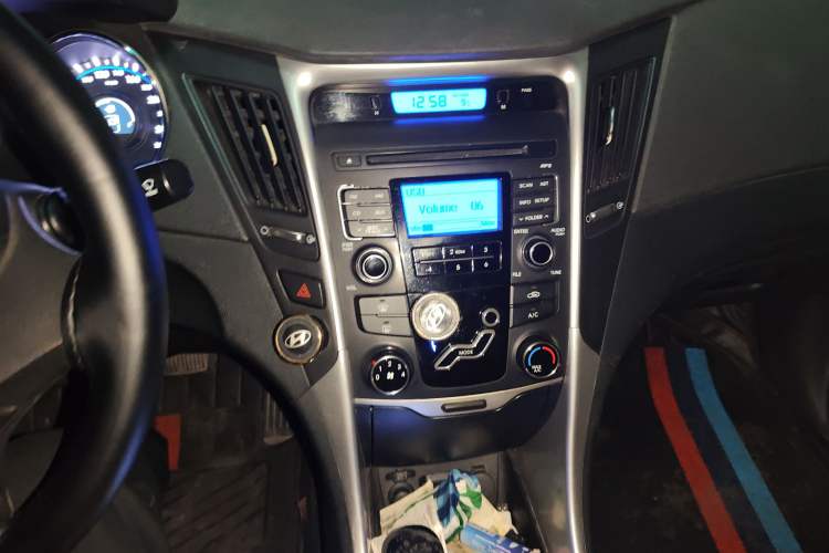 Used Hyundai Sonata 2013 2.0L Automatic Leading Edition Audio And AC Panel