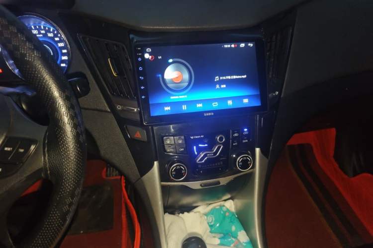 Used Hyundai Sonata 2013 2.0L Automatic Leading Edition Audio And AC Panel