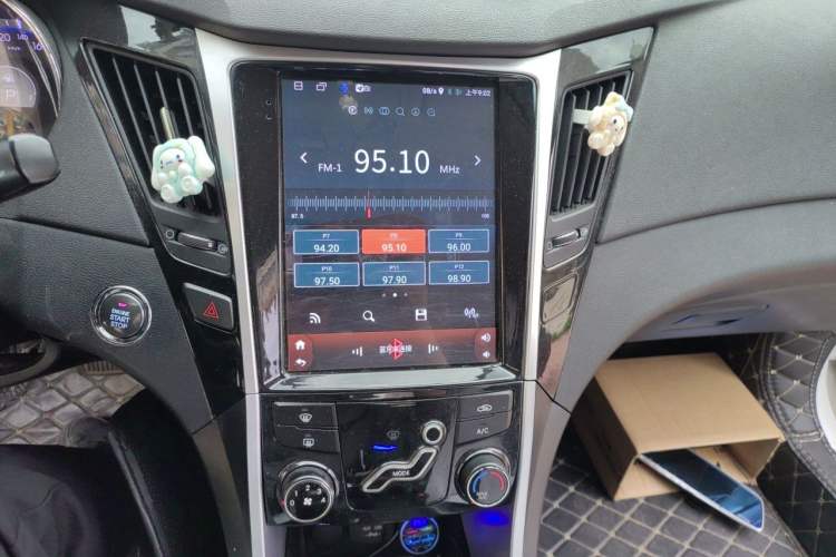 Used Hyundai Sonata 2013 2.0L Automatic Fashion Edition Audio And AC Panel