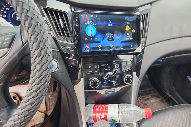 Used Hyundai Sonata 2013 2.0L Automatic Luxury Edition Audio And AC Panel