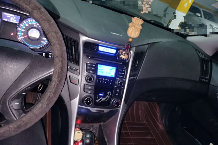Used Hyundai Sonata 2013 2.0L Automatic Fashion Edition Audio And AC Panel