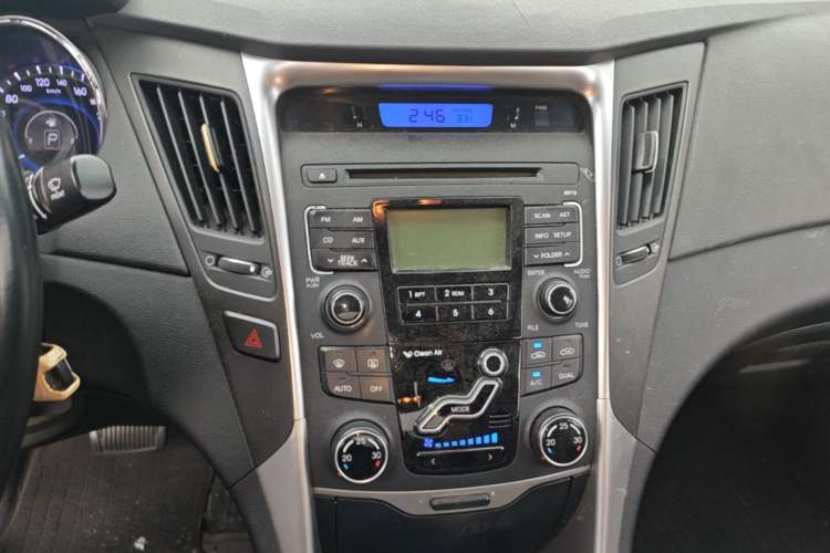 Used Hyundai Sonata 2013 2.0L Automatic Leading Edition Audio And AC Panel