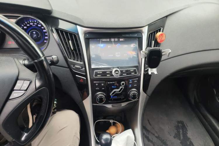 Used Hyundai Sonata 2013 2.0L Automatic Leading Edition Audio And AC Panel