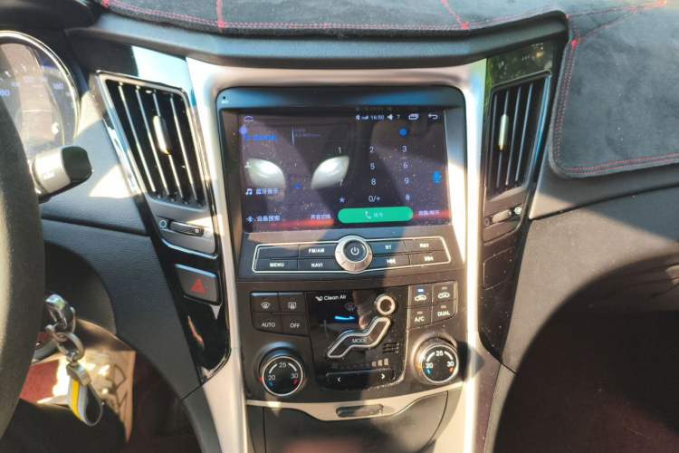 Used Hyundai Sonata 2013 2.0L Automatic Leading Edition Audio And AC Panel