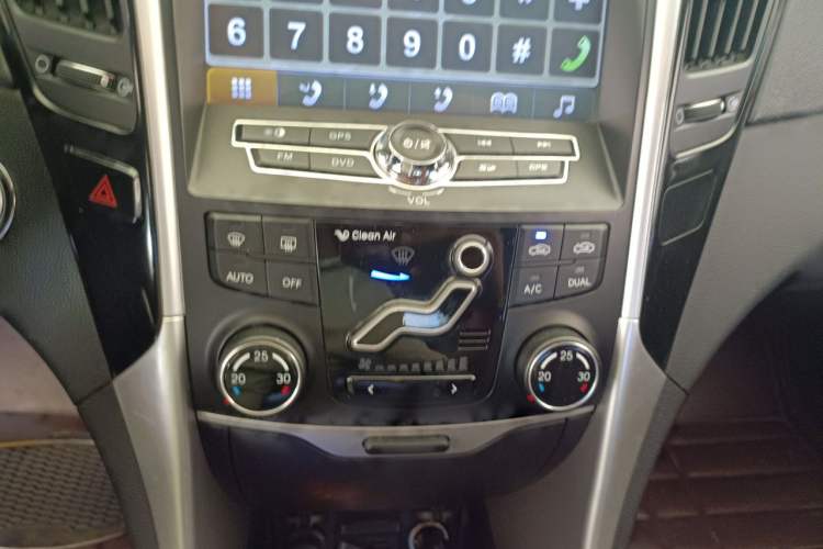 Used Hyundai Sonata 2013 2.4L Automatic Leading Edition China V Standard Audio And AC Panel