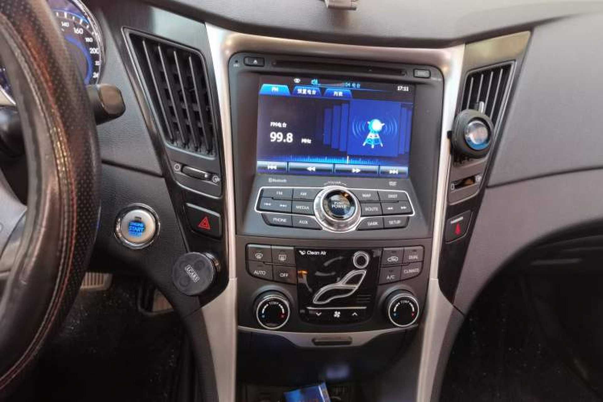 Used Hyundai Sonata 2013 2.0L Automatic Prestige Edition Audio And AC Panel