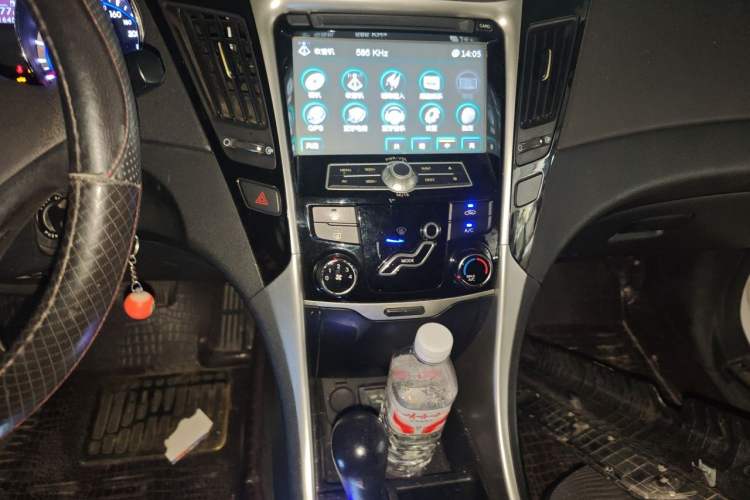Used Hyundai Sonata 2013 2.0L Automatic Fashion Edition Audio And AC Panel