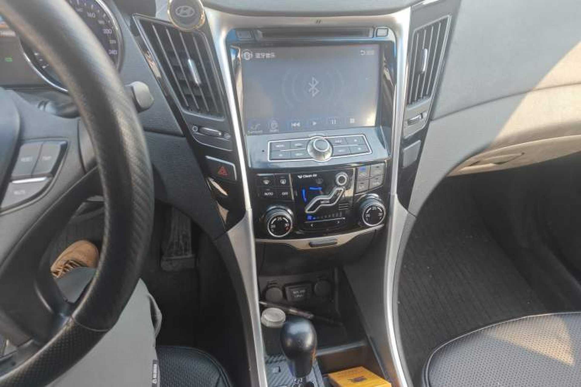 Used Hyundai Sonata 2013 2.0L Automatic Leading Edition Audio And AC Panel