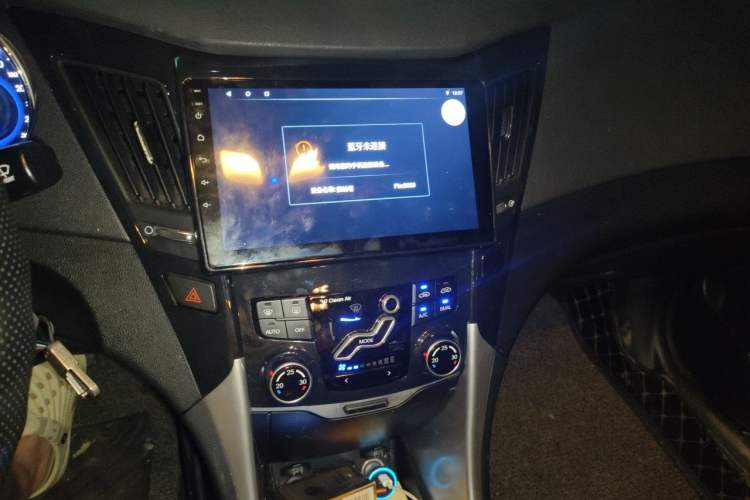 Used Hyundai Sonata 2013 2.0L Automatic Leading Edition Audio And AC Panel