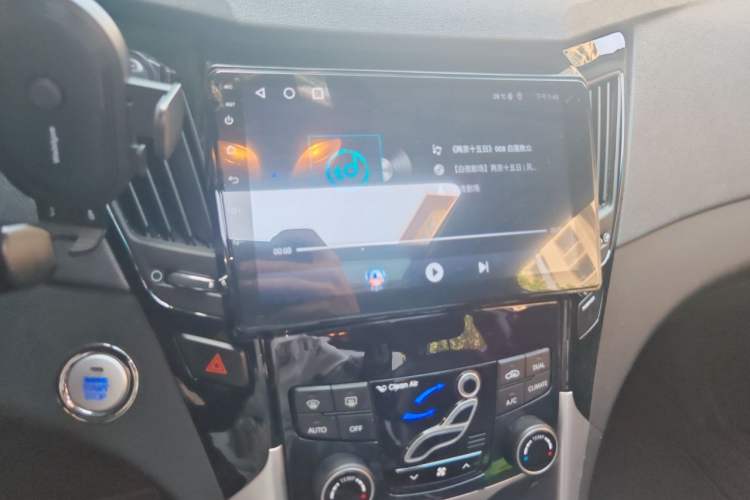 Used Hyundai Sonata 2013 2.0L Automatic Supreme Edition Audio And AC Panel