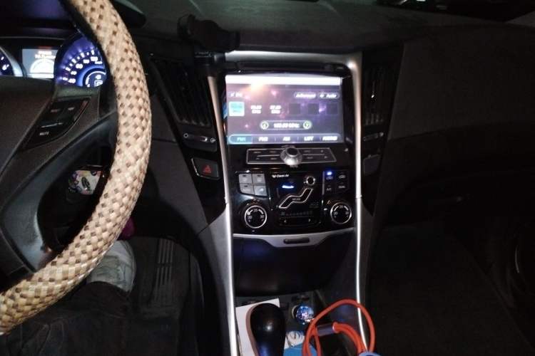 Used Hyundai Sonata 2013 2.0L Automatic Leading Edition Audio And AC Panel