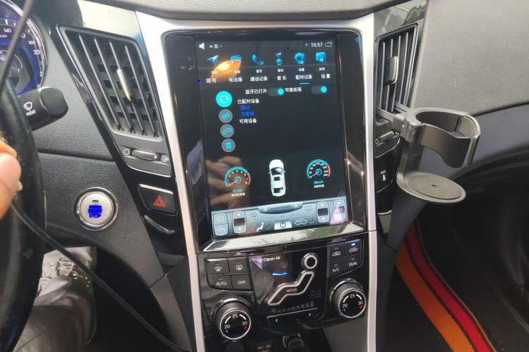 Used Hyundai Sonata 2013 2.4L Automatic Leading Edition China IV Standard Audio And AC Panel