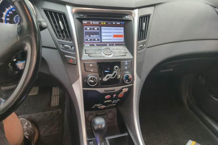 Used Hyundai Sonata 2013 2.0L Automatic Fashion Edition Audio And AC Panel