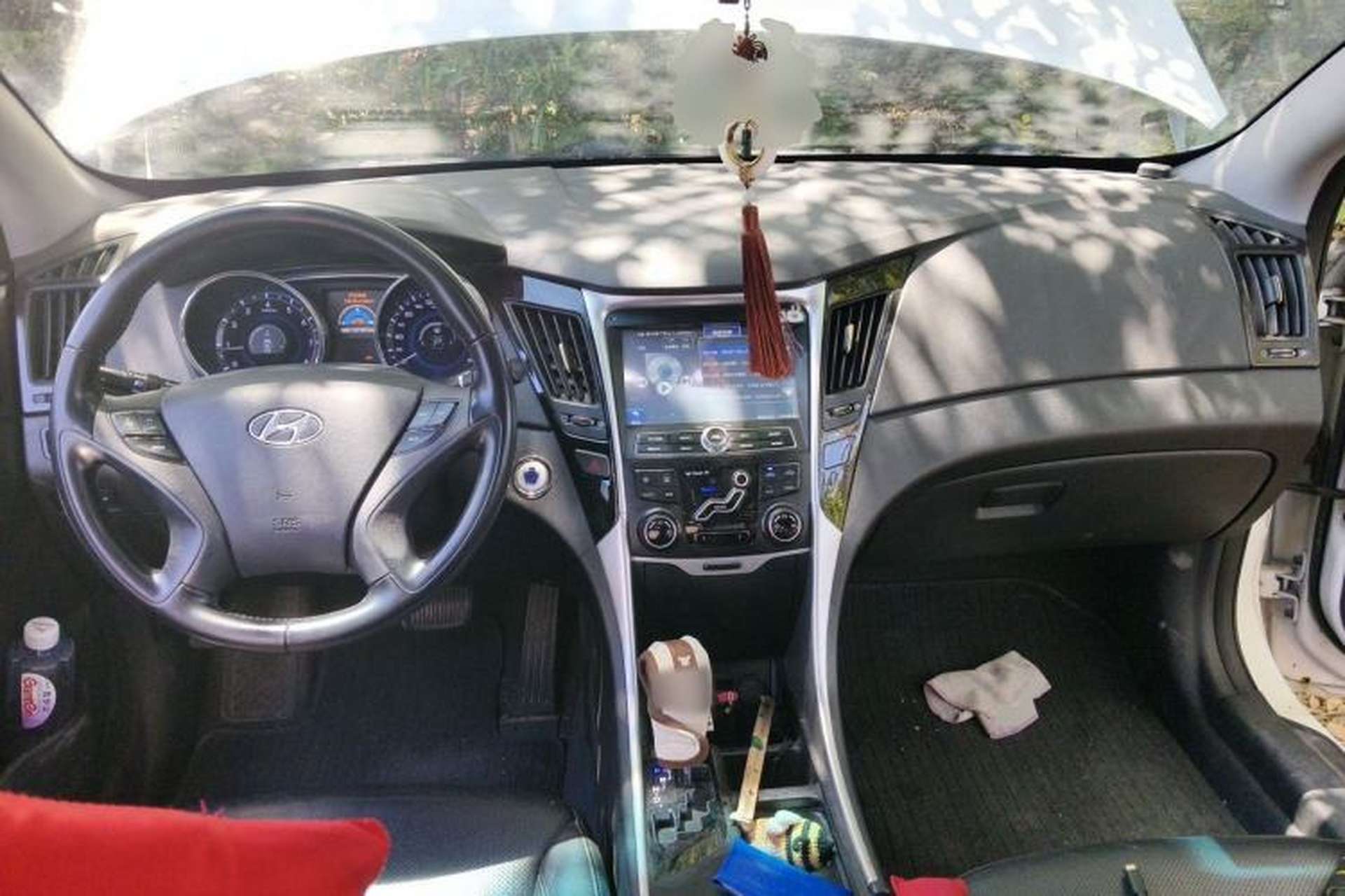 Used Hyundai Sonata 2013 2.0L Automatic Prestige Edition Center Console