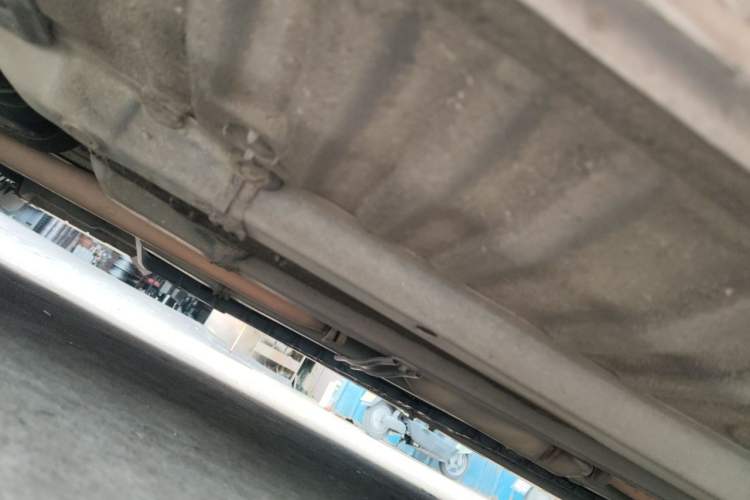Used Hyundai Sonata 2013 2.4L Automatic Leading Edition China IV Standard Chassis Front Left