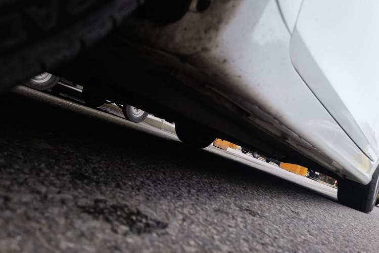 Used Hyundai Sonata 2013 2.4L Automatic Luxury Version China IV Standard Chassis Front Left